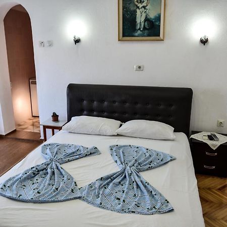 Casa Sinani Hotel Ulcinj Buitenkant foto