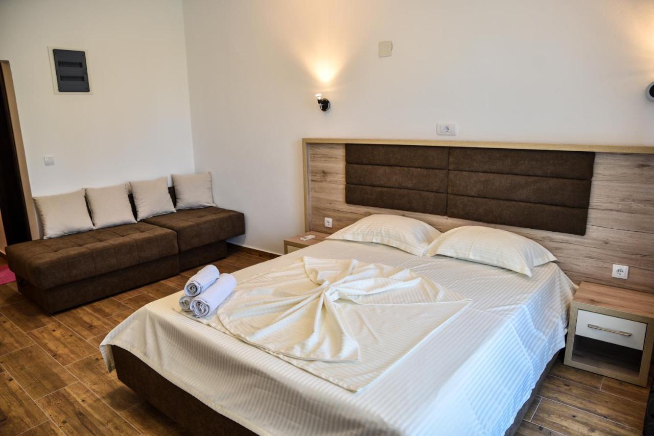 Casa Sinani Hotel Ulcinj Buitenkant foto