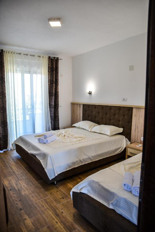Casa Sinani Hotel Ulcinj Buitenkant foto