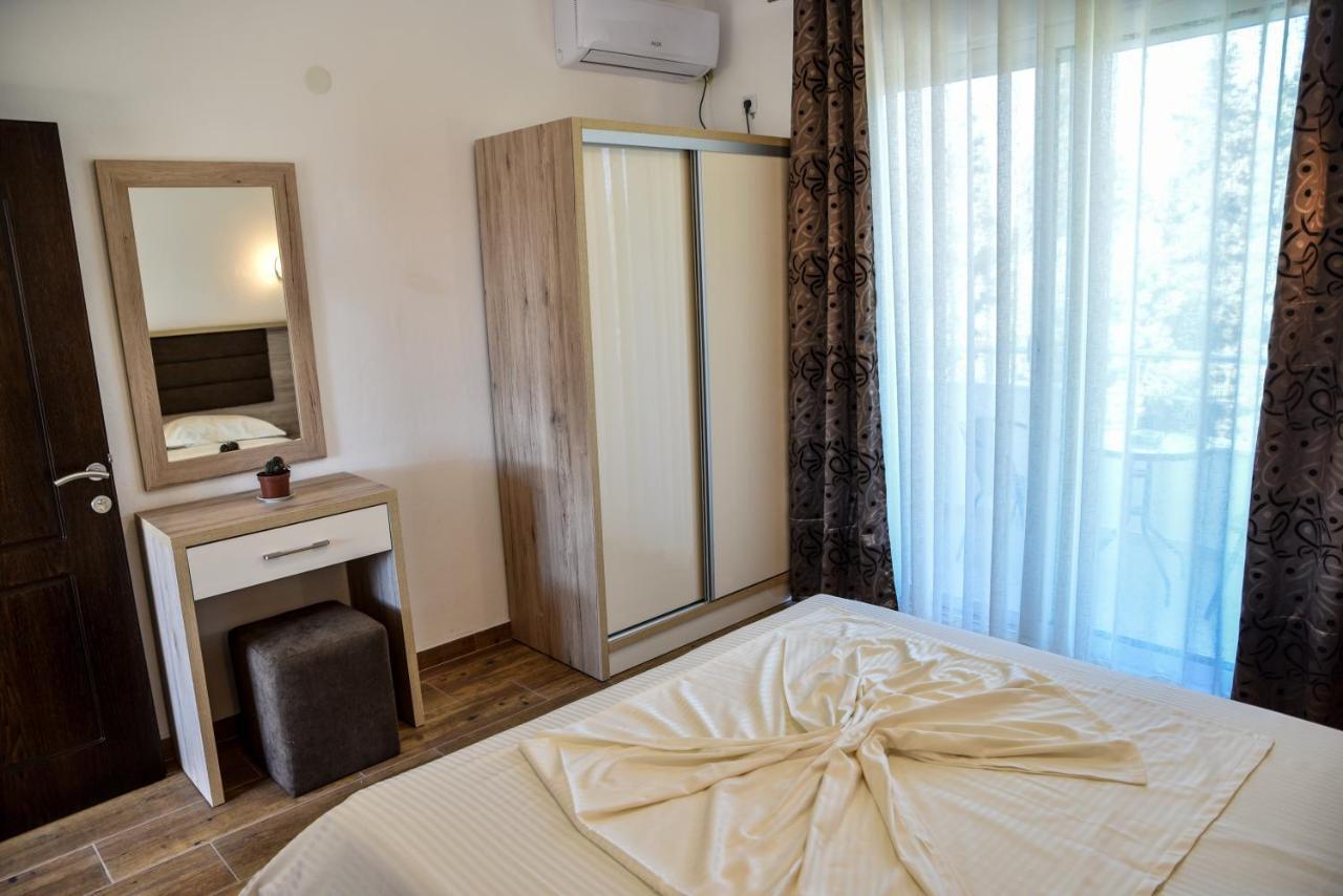 Casa Sinani Hotel Ulcinj Buitenkant foto
