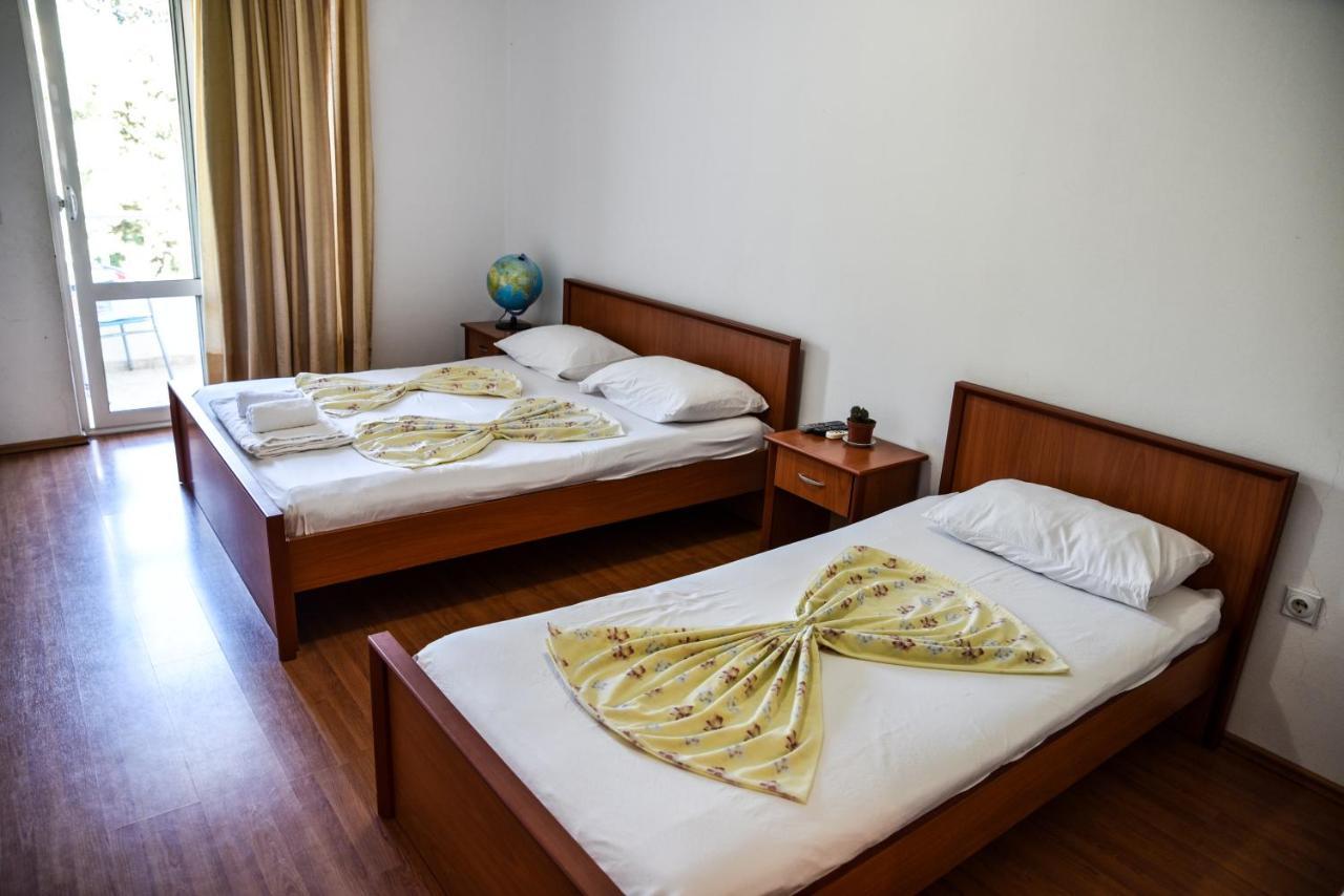 Casa Sinani Hotel Ulcinj Buitenkant foto