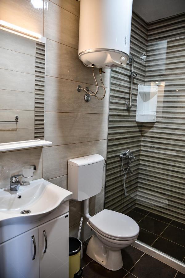 Casa Sinani Hotel Ulcinj Buitenkant foto