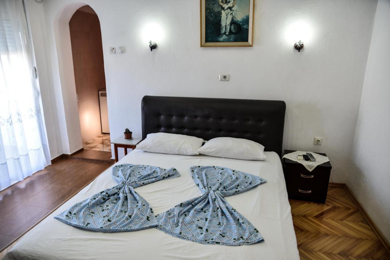 Casa Sinani Hotel Ulcinj Buitenkant foto