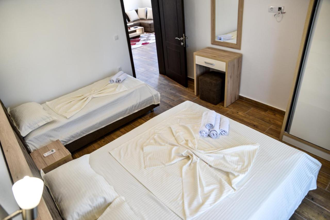 Casa Sinani Hotel Ulcinj Buitenkant foto